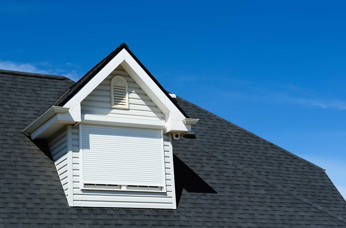 asphalt shingle lifespan in Severance