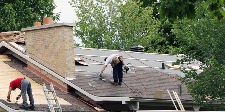 asphalt shingles roof replacement